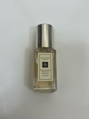 Jo Malone - Sandalwood & Spiced Apricot
